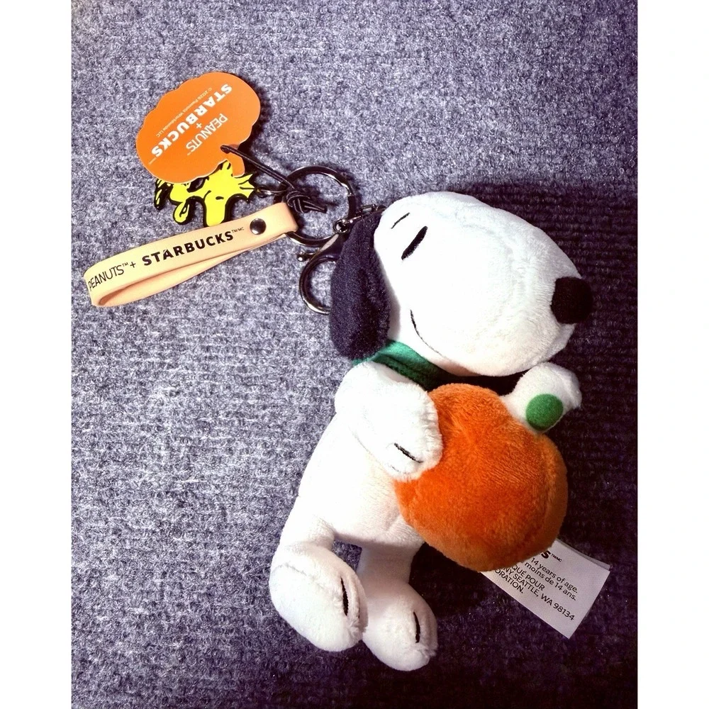 Starbucks x Peanuts Snoopy Bundle Glass Cup Plush Keychain Limited Edition 2026